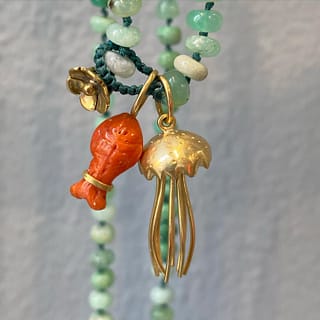 Under the sea pendants 🐠🪸
•
•
•
#fish #coral #gold #jellyfish #handmade #finejewelry #limitedstock💕🛍️ #monicagjewels🍇🍎🍓🍒🥕 #onlyforluxury #shoppingmoments👛 #staytuned #onlineshopping